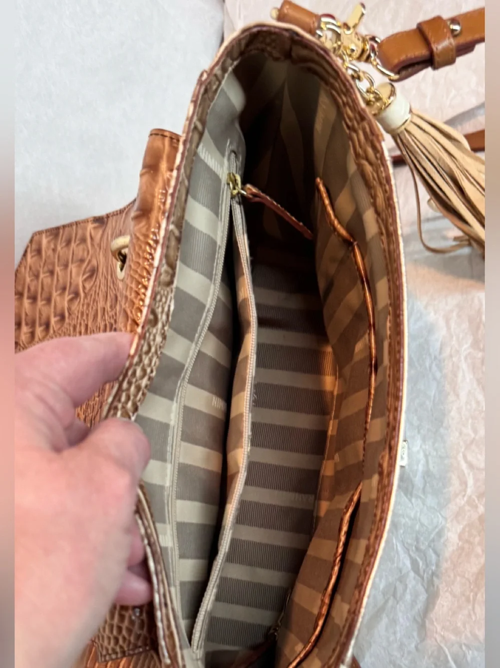 Brahmin Brinley in Sandshell Varadero Leather—Like New!